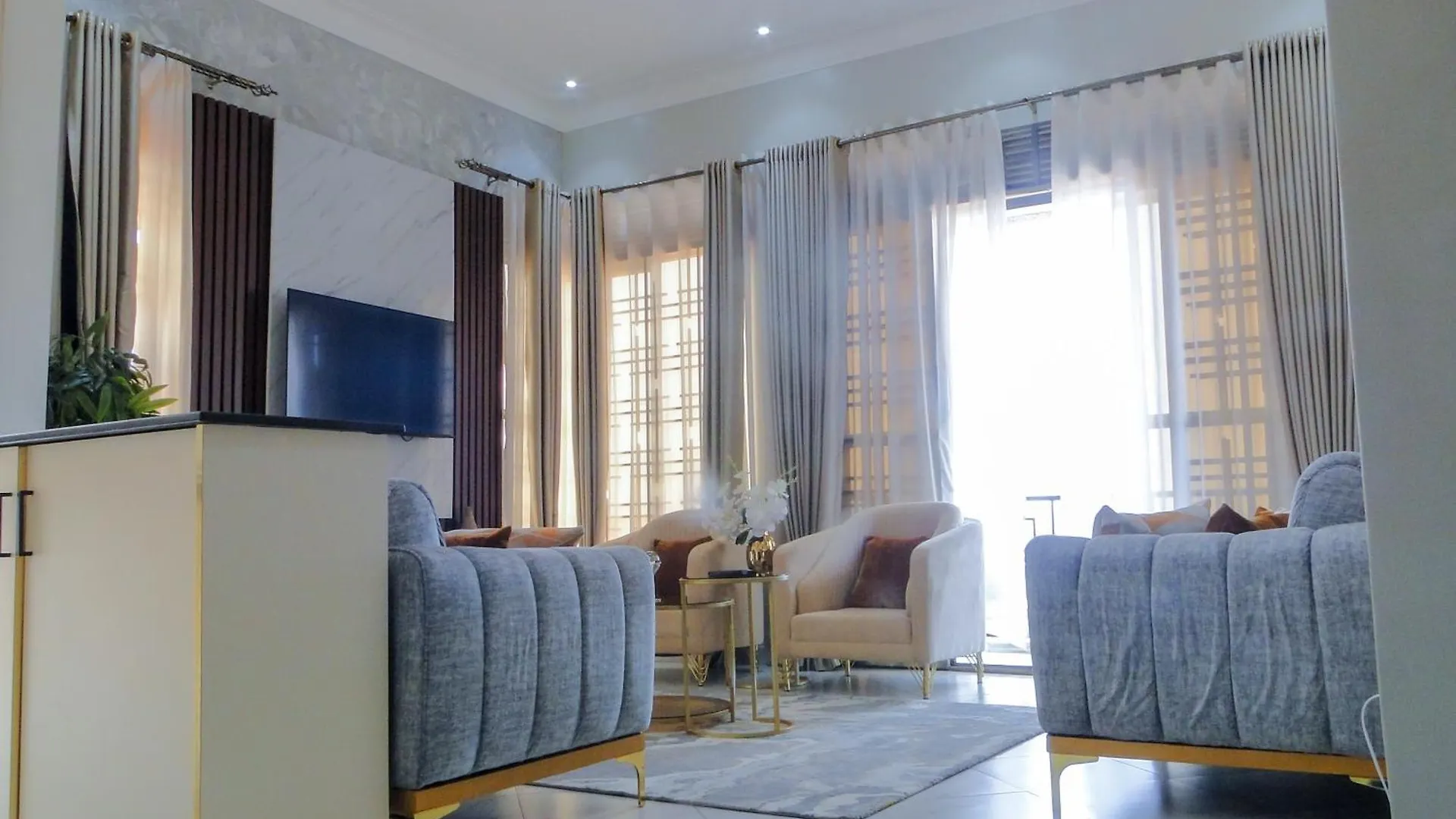Modern Furnished Apartment Kampala