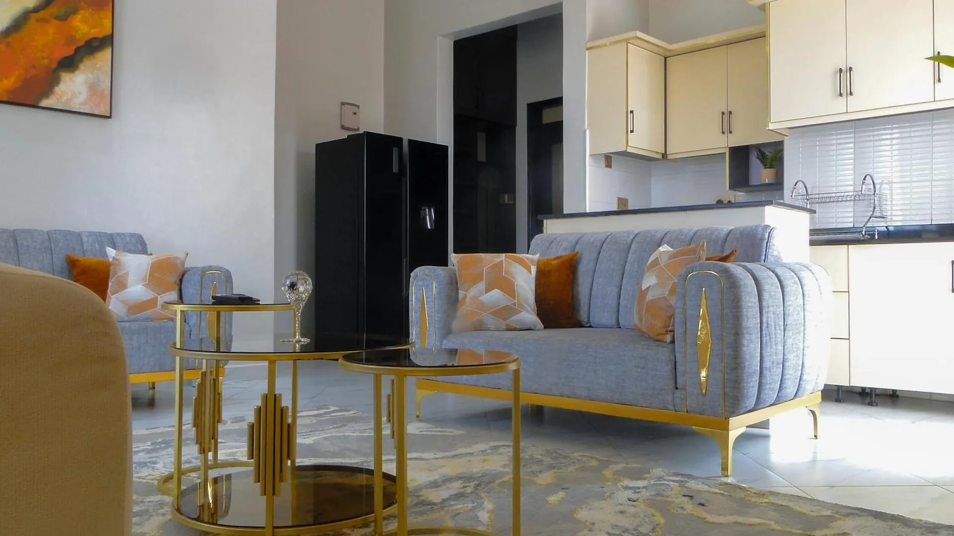 Modern Furnished Apartment Kampala location